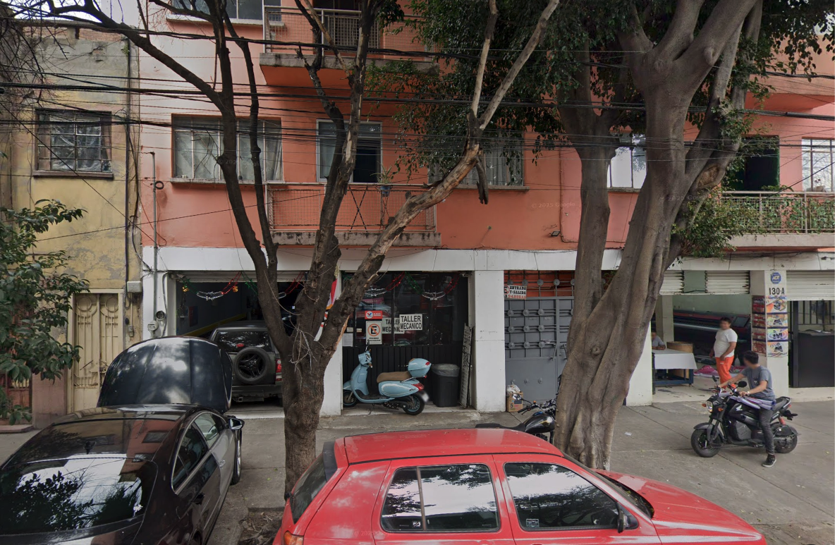 Taller Image 2