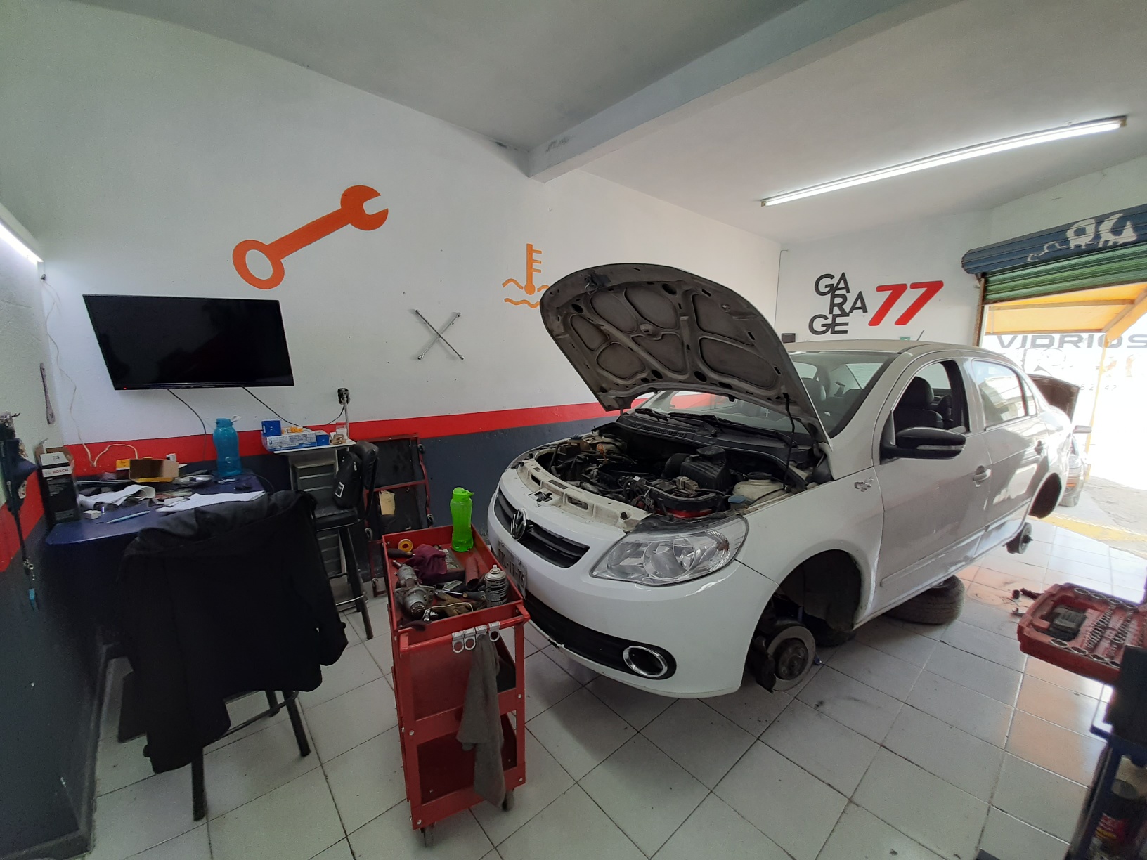 Taller Image 4