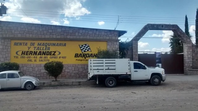 Taller Image 2